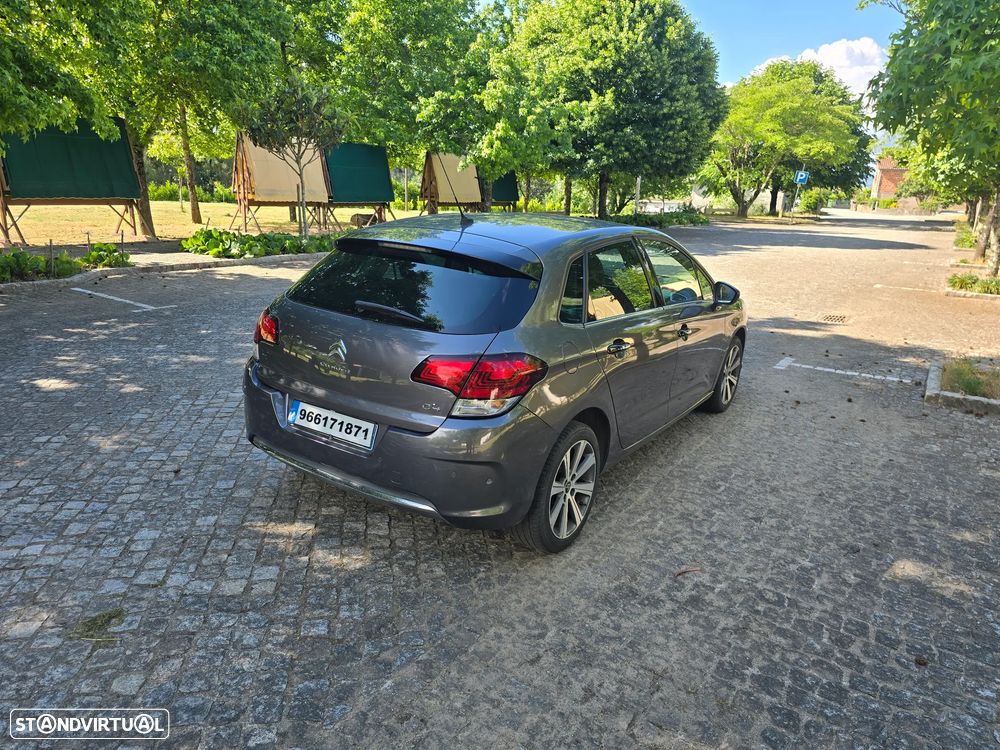 Citroën C4 1.2 PureTech Shine EAT6 - 8