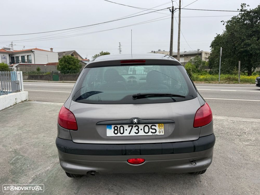 Peugeot 206 1.1 XR - 8