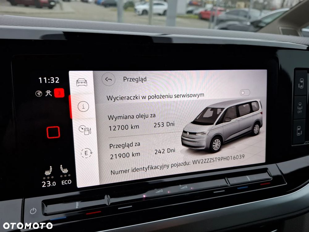 Volkswagen Multivan - 30