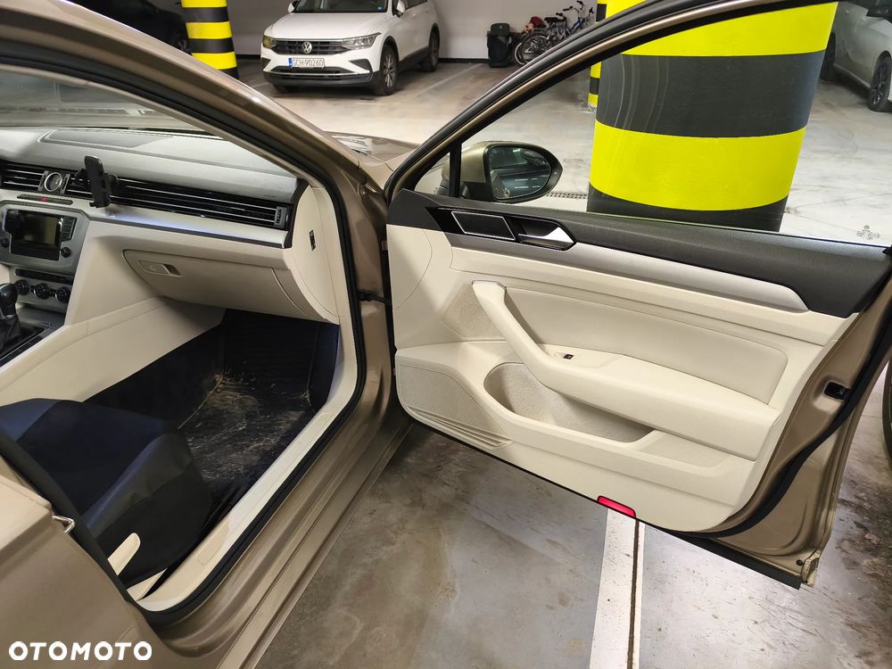 Volkswagen Passat 1.4 TSI ACT (BlueMotion Technology) DSG Comfortline - 12