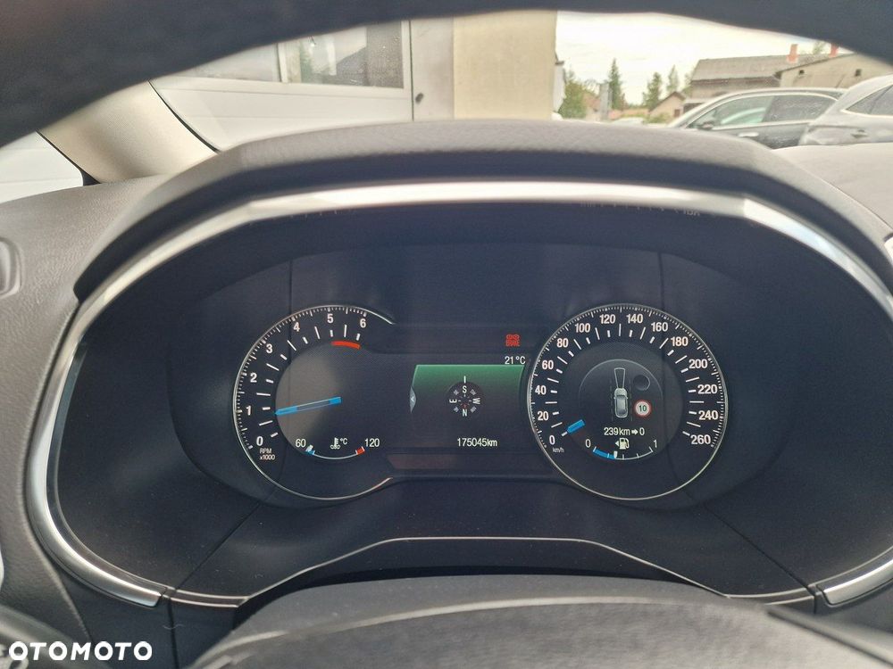 Ford Galaxy 2.0 TDCi Titanium - 36