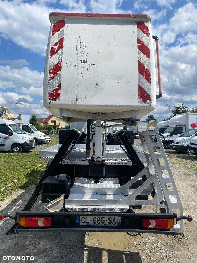 Nissan Cabstar - 16