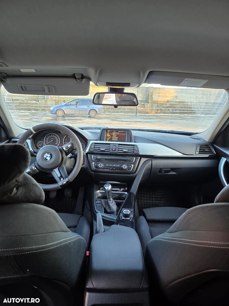 BMW Seria 3 320d - 11