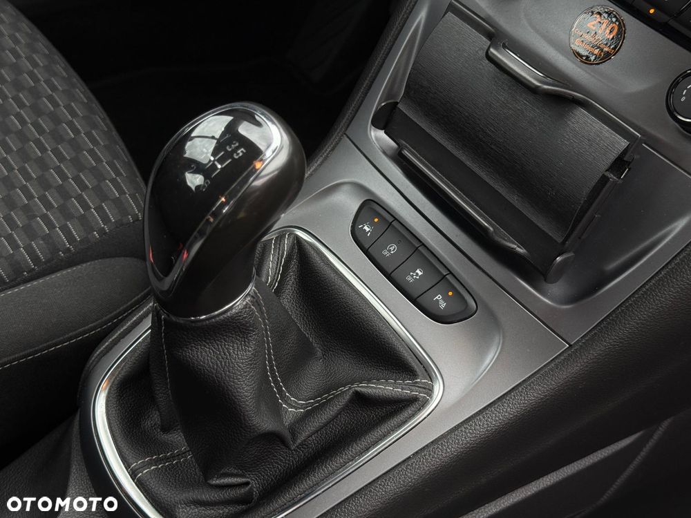Opel Astra 1.4 T GPF Dynamic S&S - 23