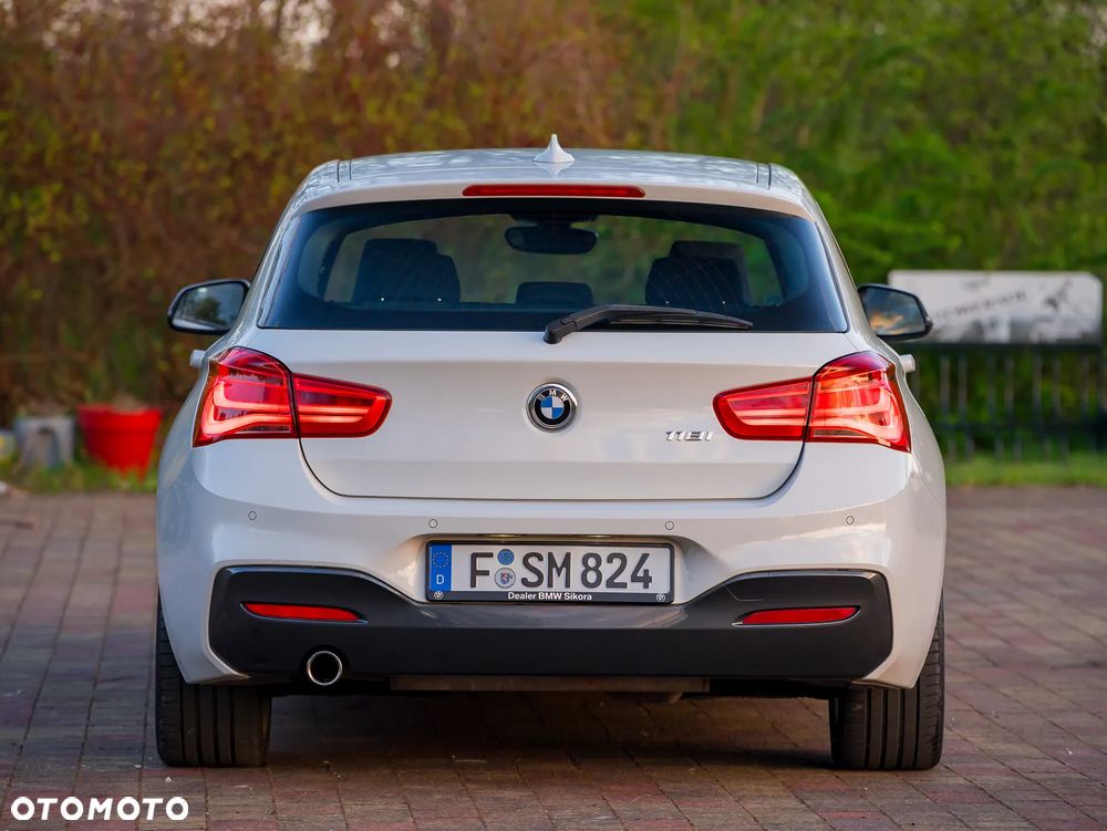 BMW Seria 1 118i Edition M Sport Shadow - 12