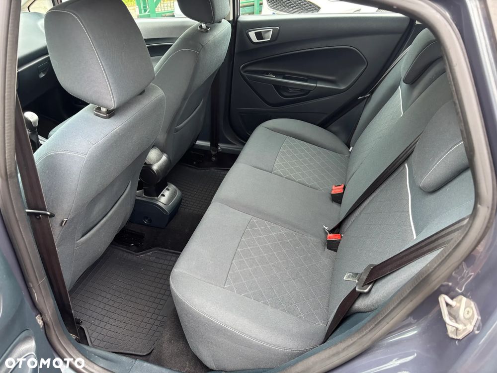 Ford Fiesta 1.25 Trend - 13