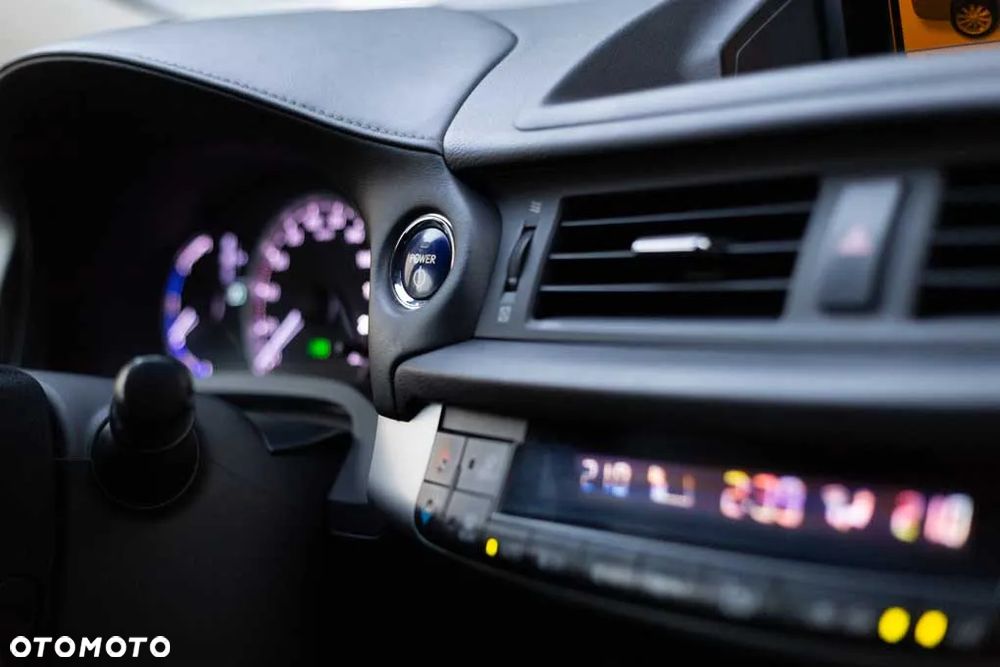 Lexus CT 200h Comfort - 18