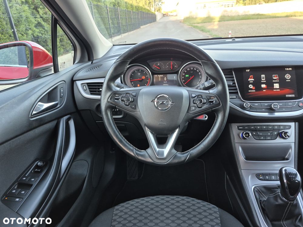 Opel Astra 1.4 T Elite S&S - 14