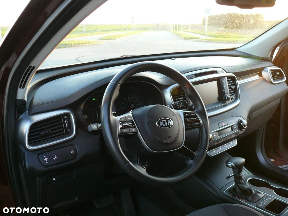 Kia Sorento - 11