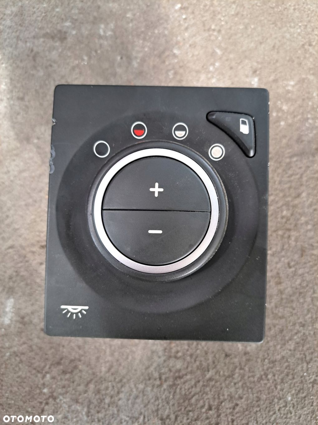 PANEL ŚWIATEŁ OŚWIETLENIA KABINY VOLVO FH 4 FM 4 - 1