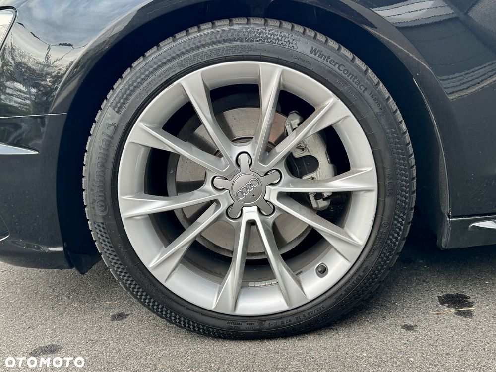 Audi A4 Avant 2.0 TDI DPF clean diesel quattro S tronic S line Sportpaket - 13