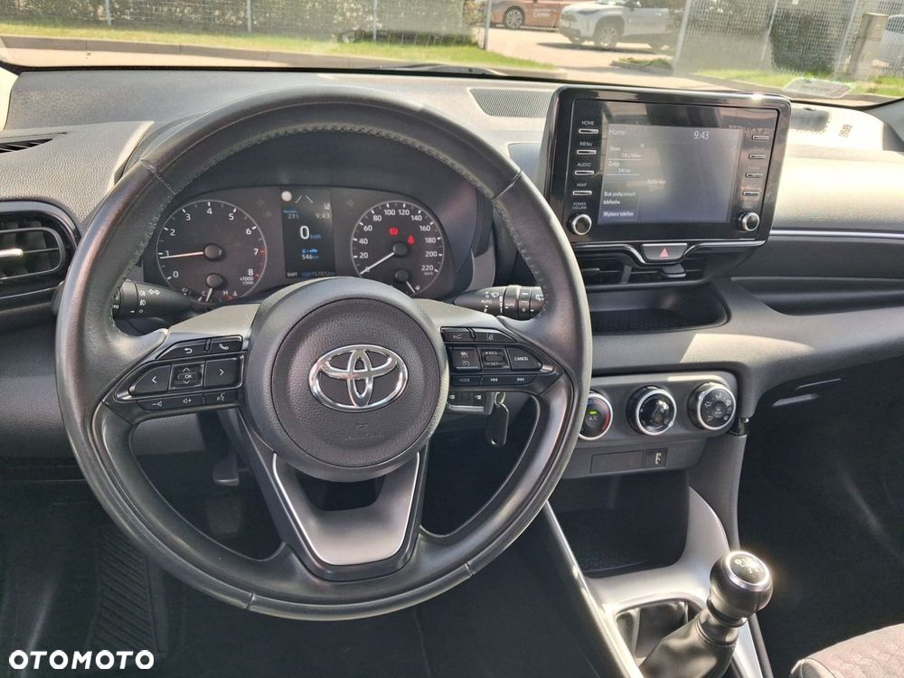 Toyota Yaris - 11