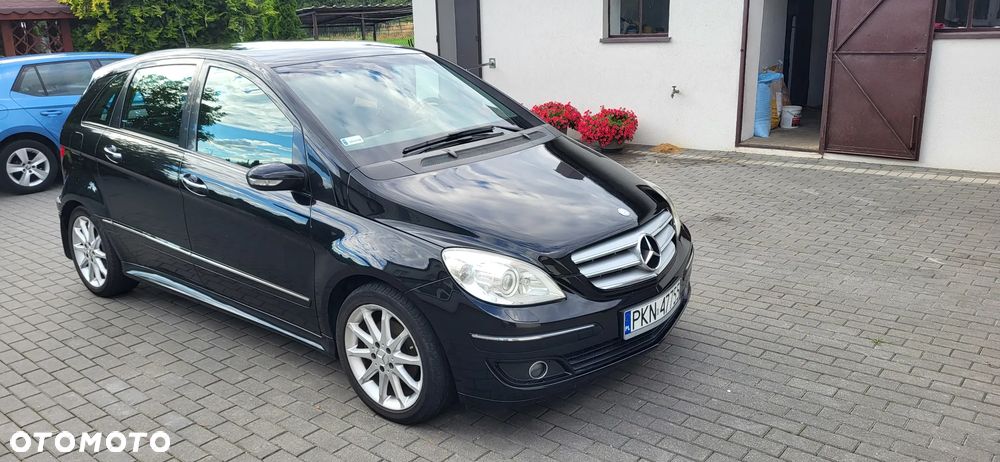 Mercedes-Benz Klasa B 200 CDI - 1