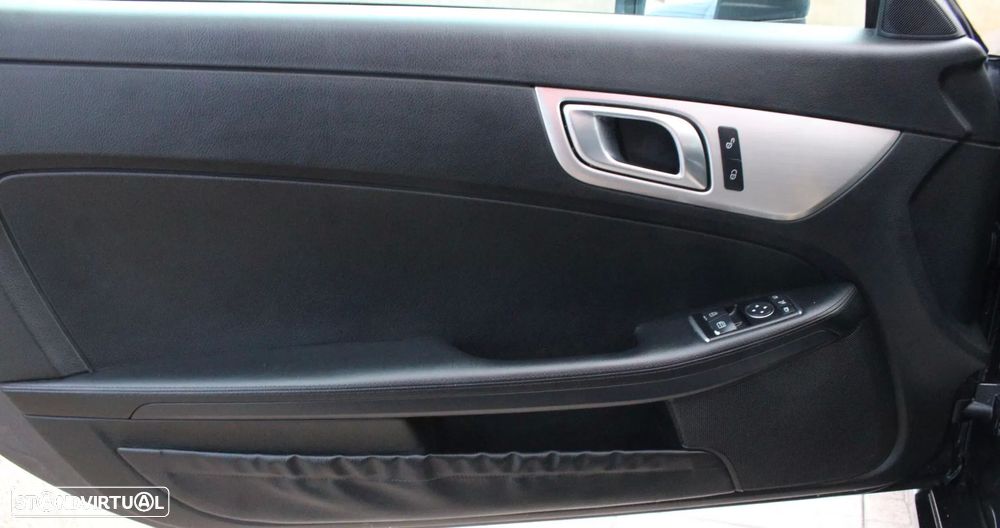 Mercedes-Benz SLK 200 (BlueEFFICIENCY) 7G-TRONIC - 12