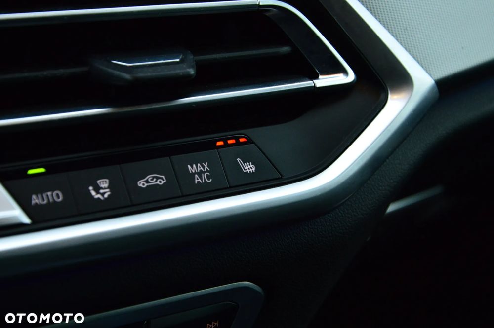 BMW X5 xDrive25d sport - 25