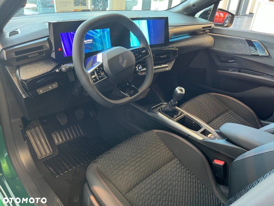 Renault Clio - 11