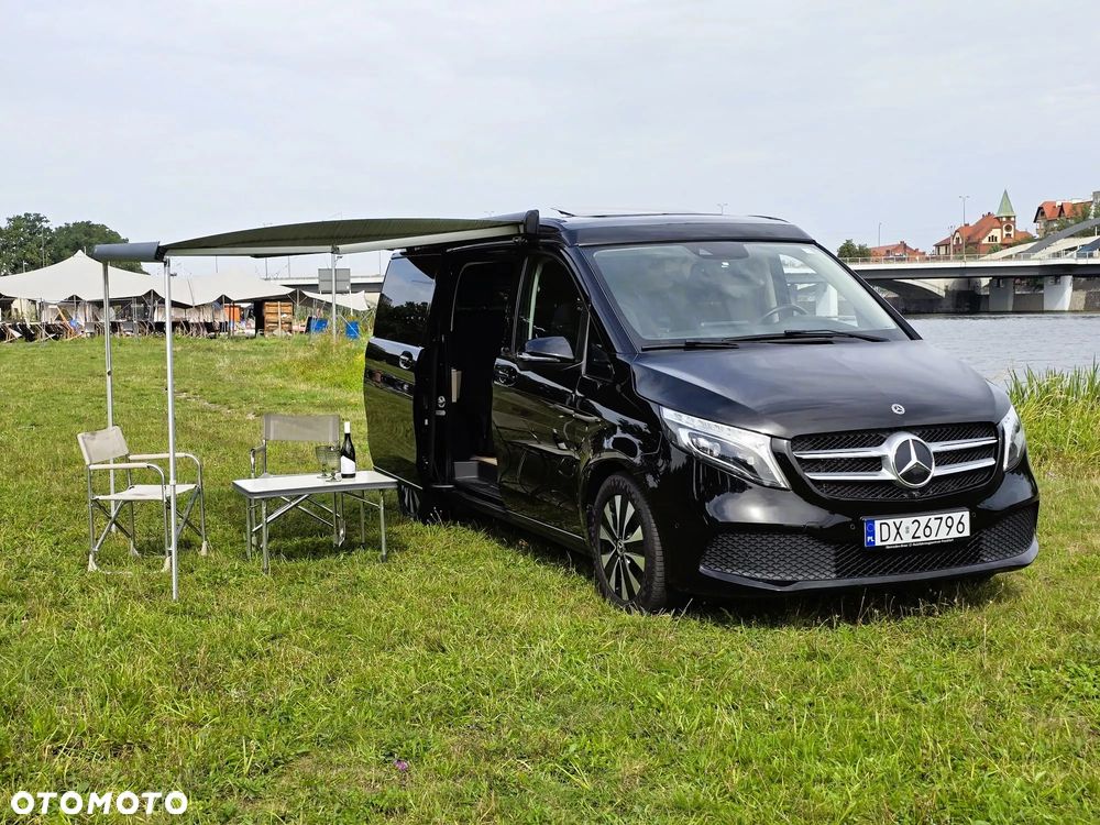 Mercedes-Benz Klasa V - 12