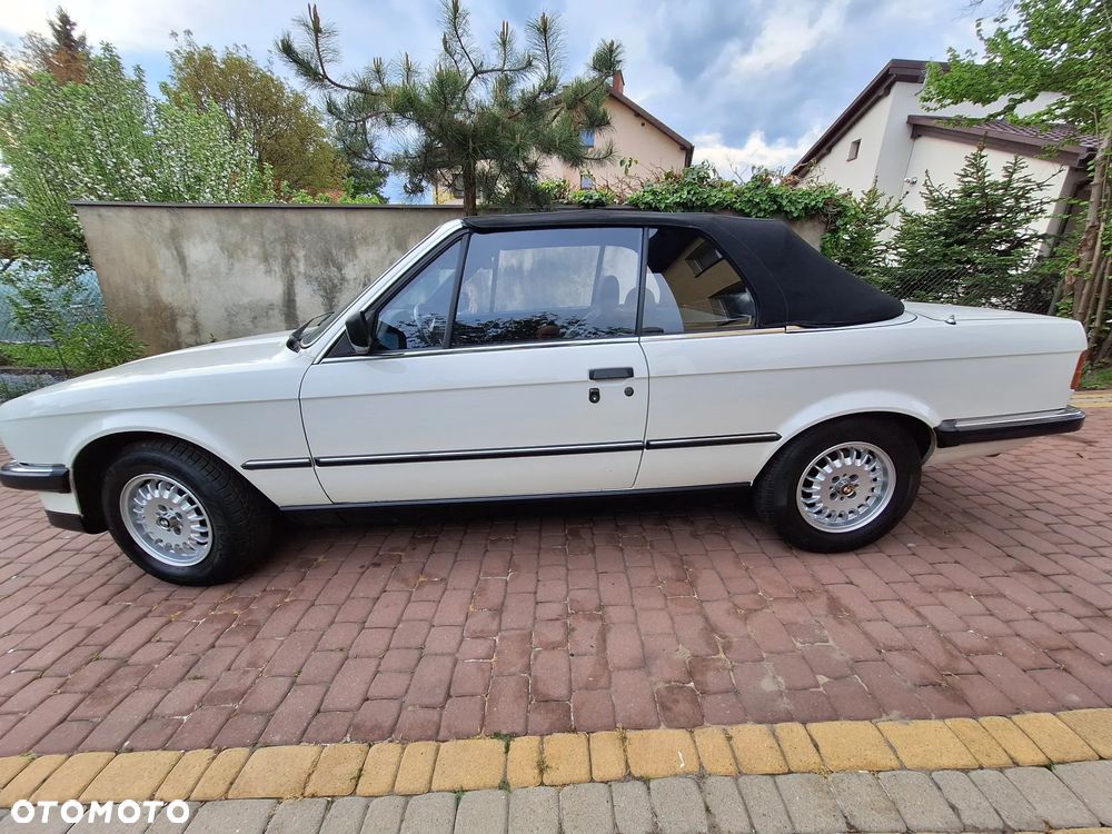 BMW Seria 3 325i - 8
