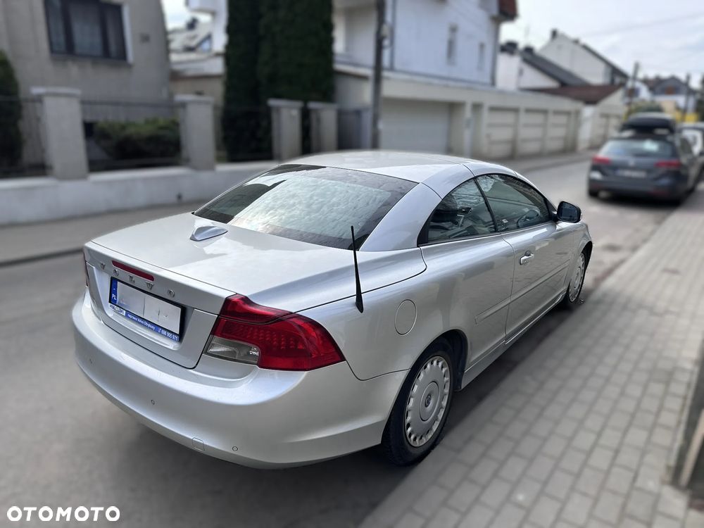Volvo C70 - 9