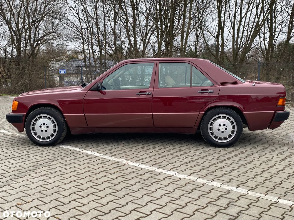 Mercedes-Benz W201 (190) - 27