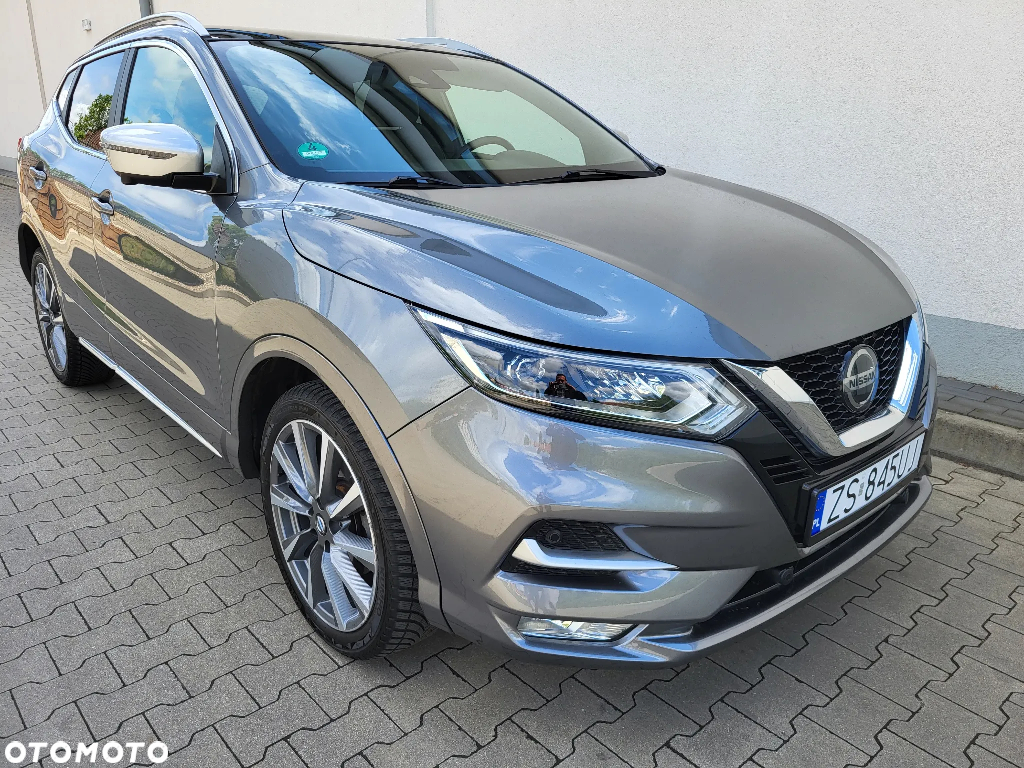 Nissan Qashqai 1.3 DIG-T DCT N-TEC - 2
