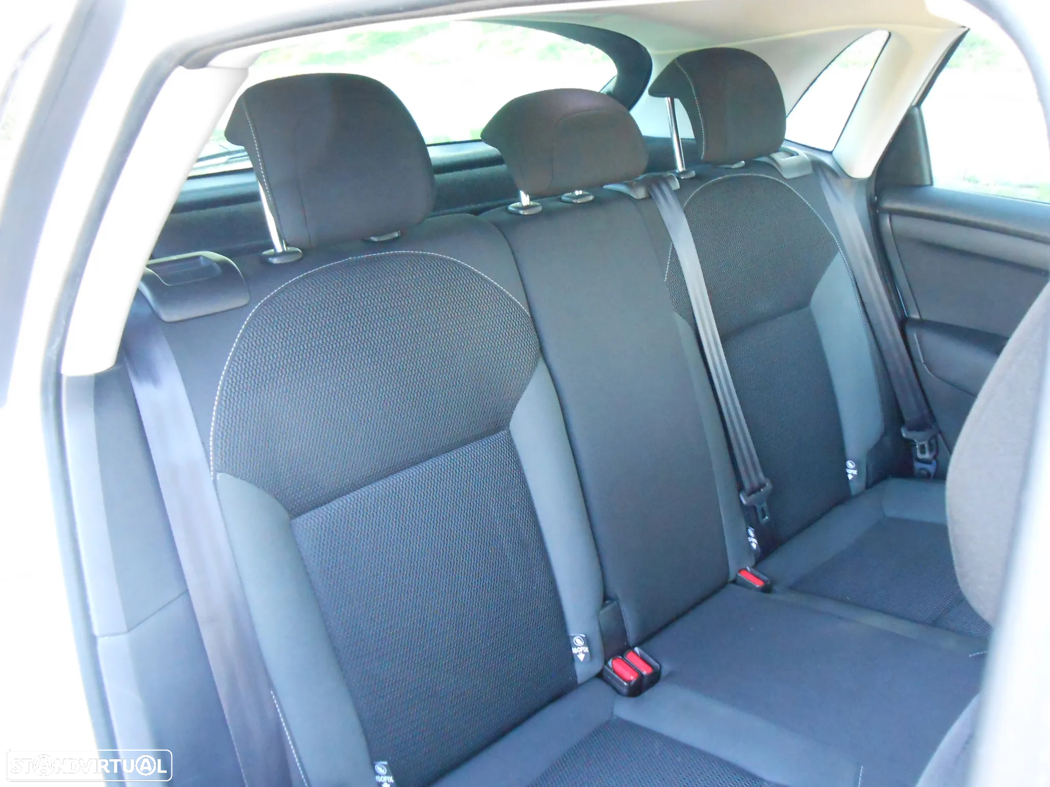 Citroën C4 BlueHDi 100 Selection - 25