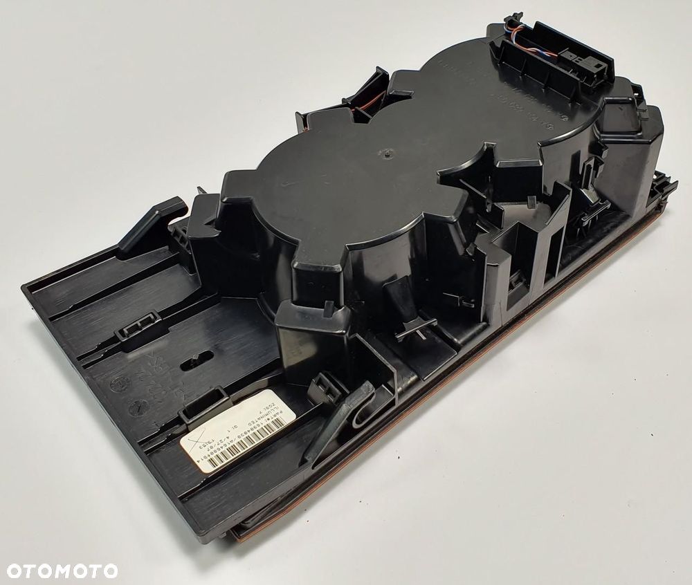UCHWYT NA KUBKI CUPHOLDER DEKOR MERCEDES ML W164 A1646800314 A1646801814 - 9