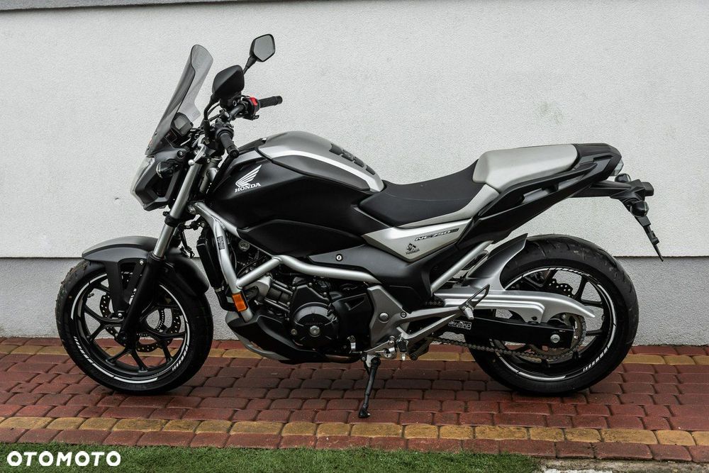 Honda NC - 6