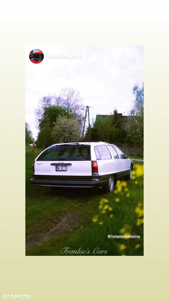 Oldsmobile Custom Cruiser - 25