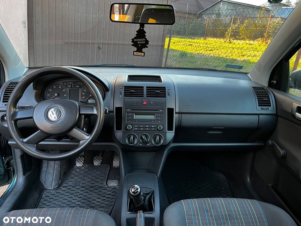 Volkswagen Polo - 9