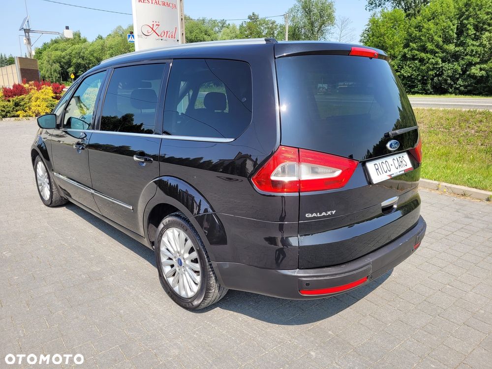 Ford Galaxy - 8