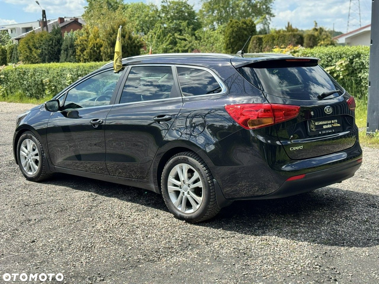 Kia Ceed Cee'd 1.6 Crdi Comfort + - 3