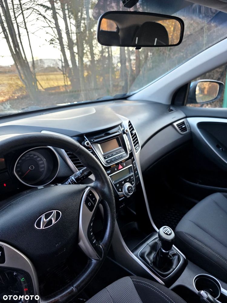 Hyundai i30 1.6 Comfort - 7