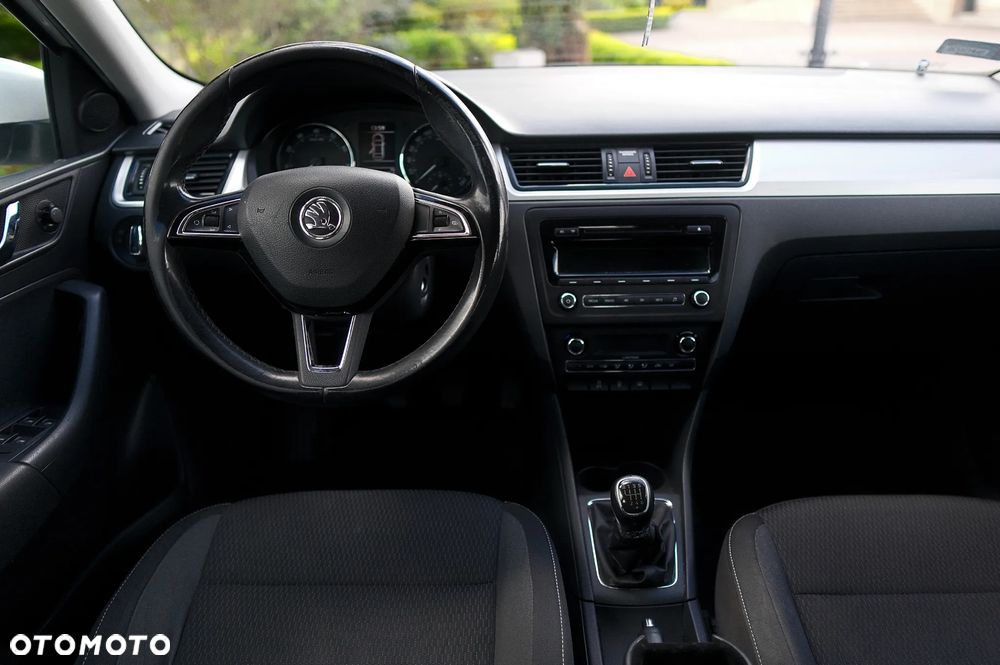 Skoda RAPID 1.2 TSI Elegance - 9