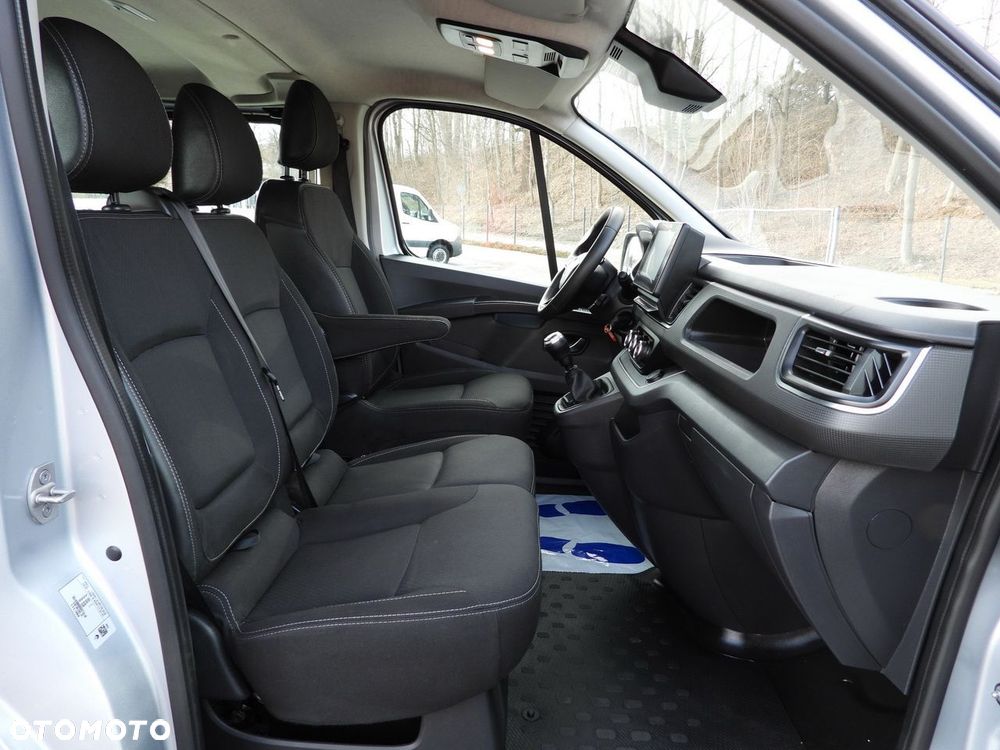 Renault TRAFIC FURGON BRYGADÓWKA 6 MIEJSC TEMPOMAT NAWIGACJA LEDY KLIMATYZACJA  130KM - 34