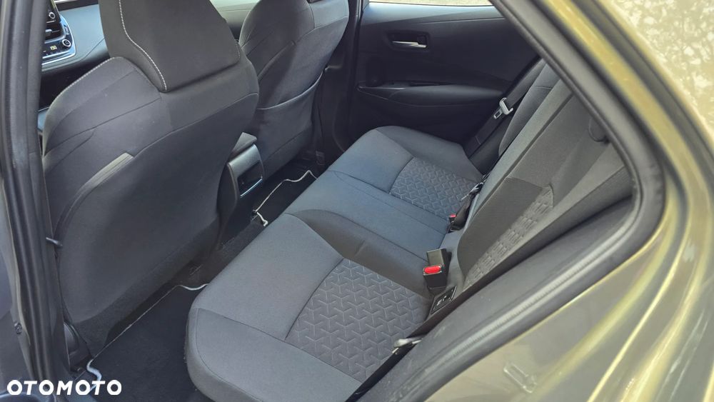 Toyota Corolla 1.8 Hybrid Comfort - 16