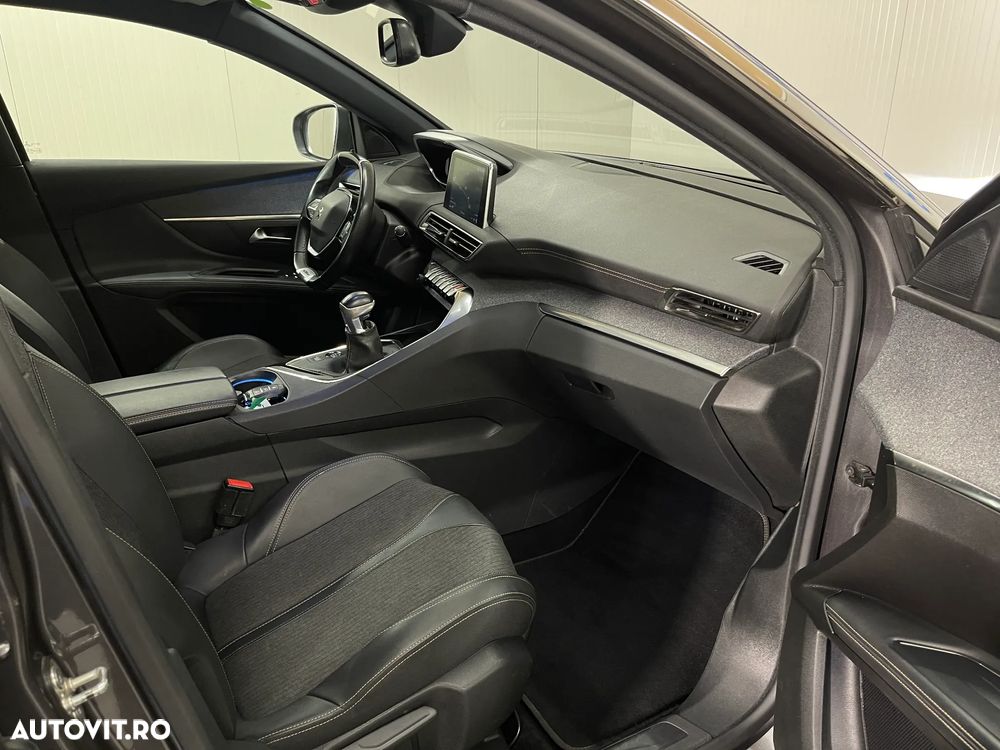 Peugeot 5008 1.2 Puretech Turbo s&s GT-Line - 9