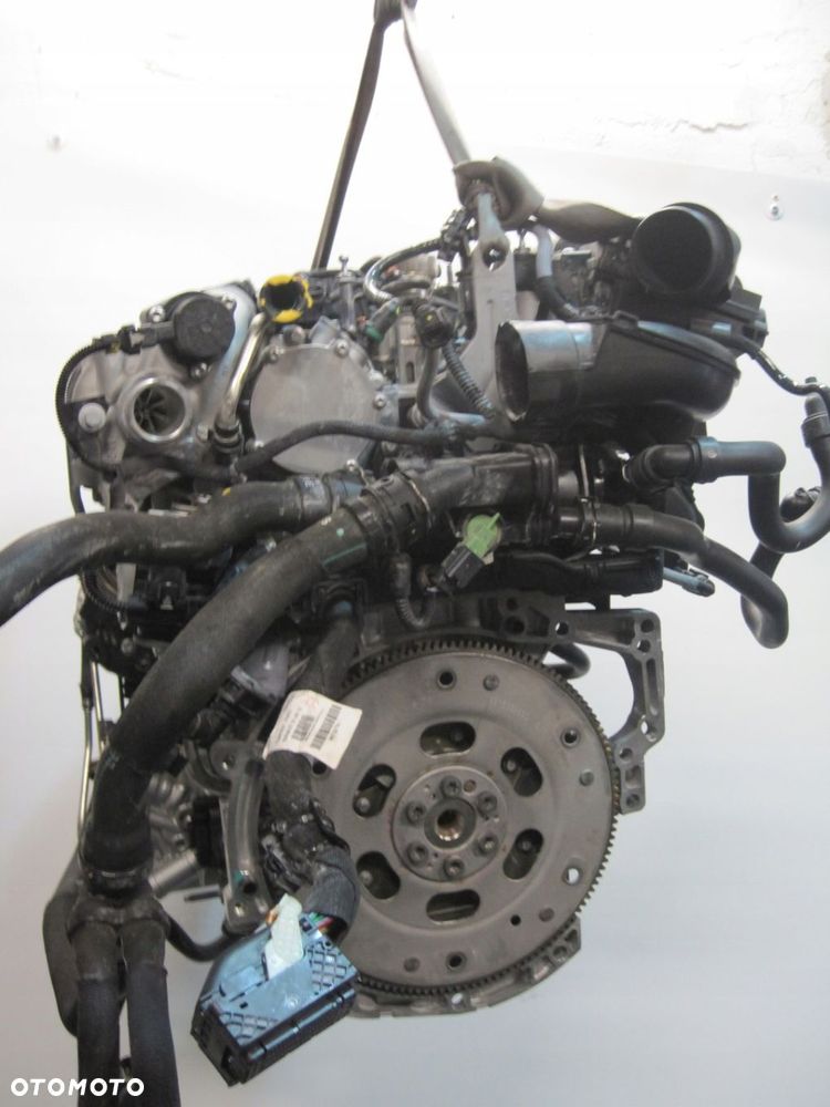 Silnik motor KOMPLETNY PEUGEOT 1,2THP 10TMA3 - 4
