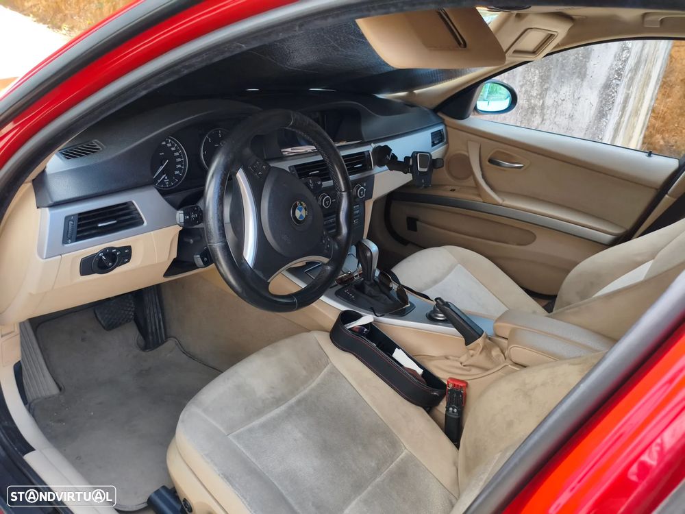 BMW 320 dA - 8