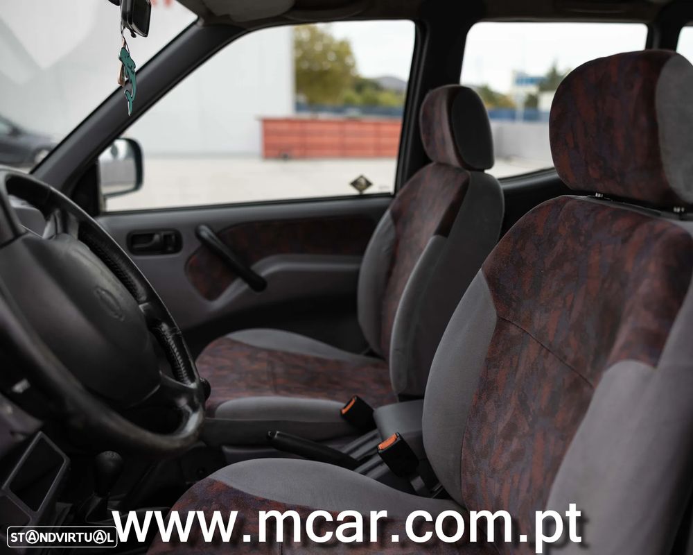 Nissan Terrano II 2.7 TD - 8