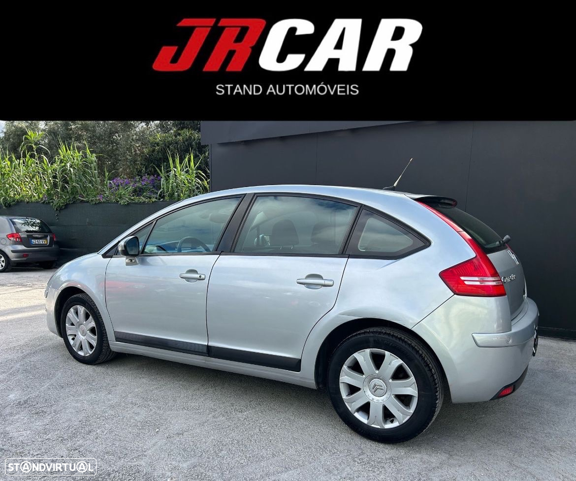 Citroën C4 1.6 HDi Seduction - 4