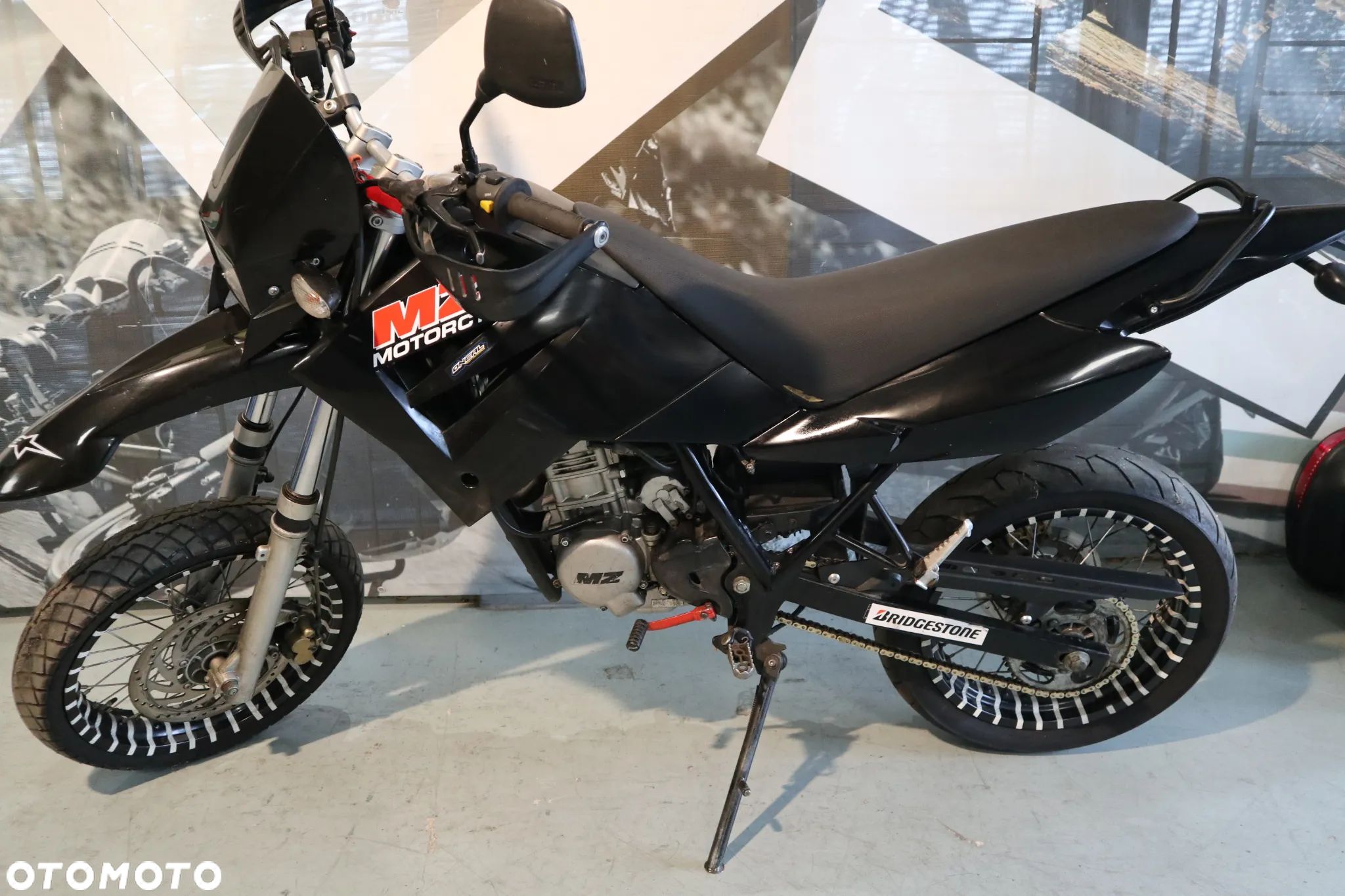 MZ 125SM