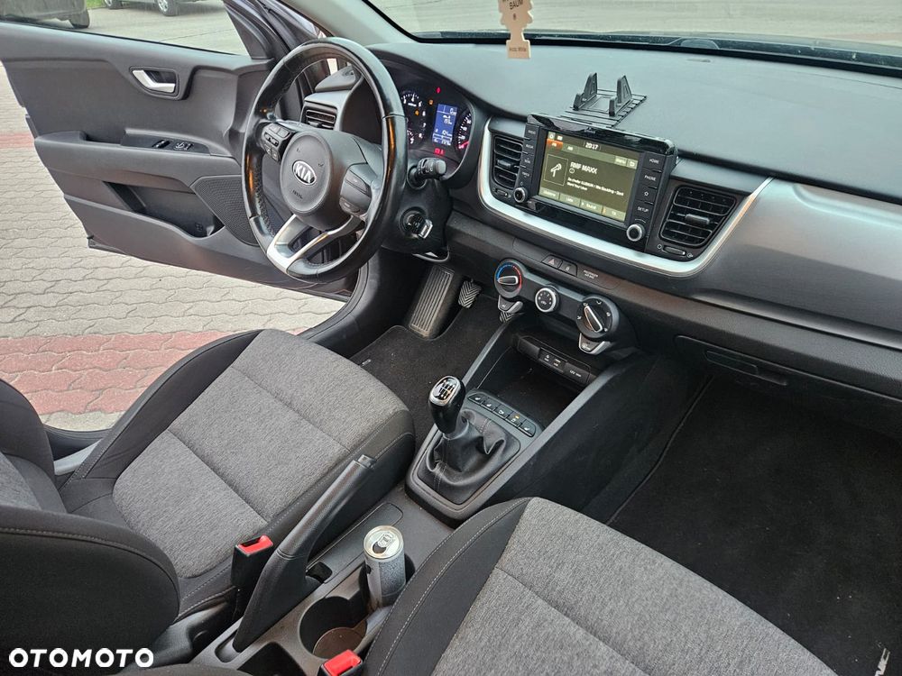 Kia Stonic - 10