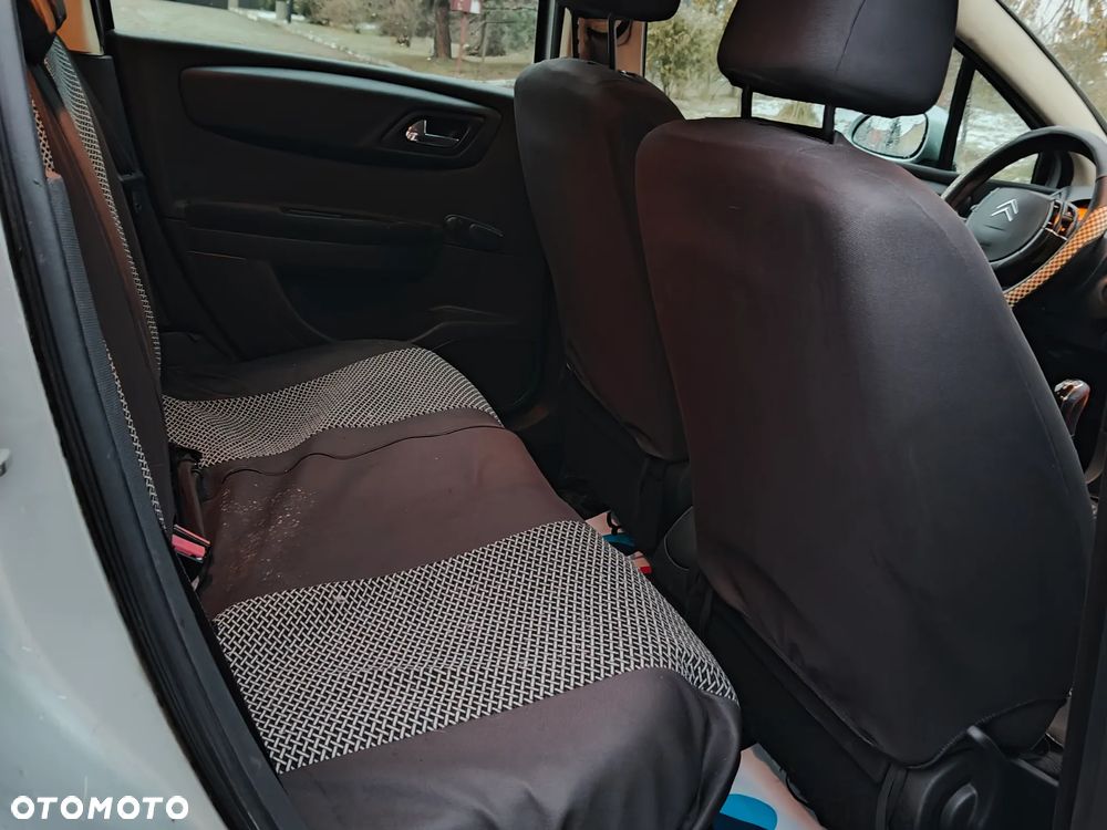 Citroën C4 1.4 16V Equilibre - 17