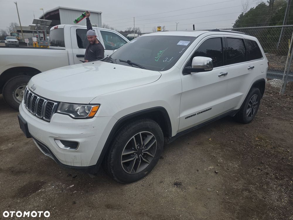 Jeep Grand Cherokee - 1
