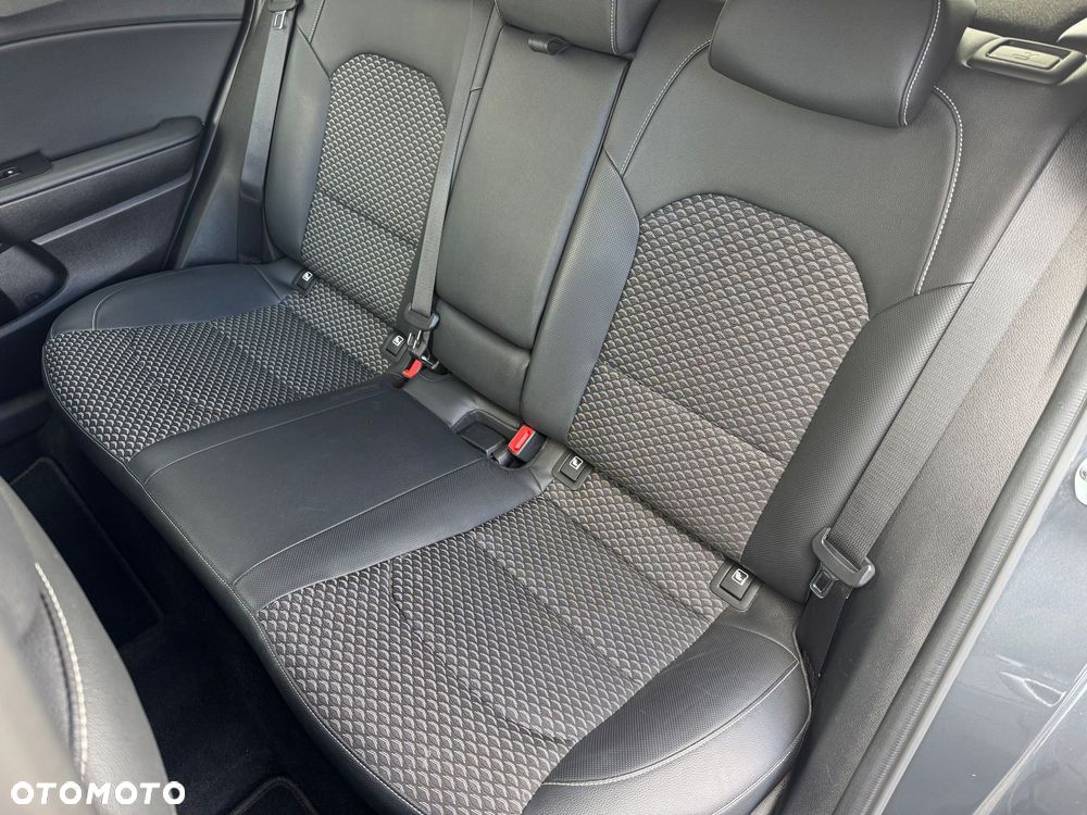 Kia XCeed - 15