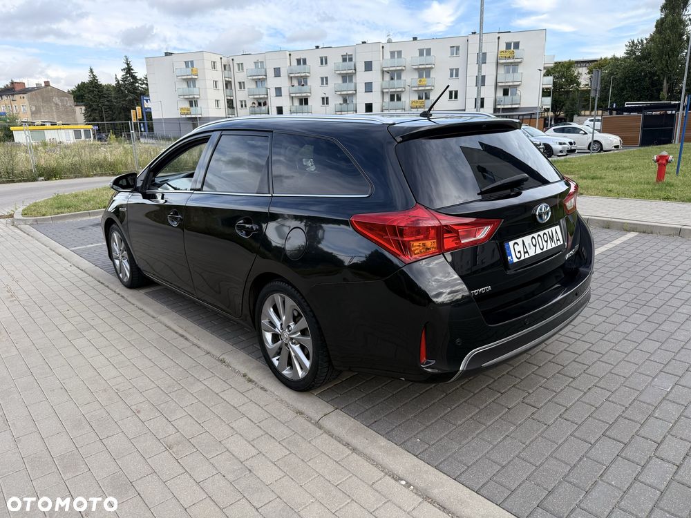 Toyota Auris - 4