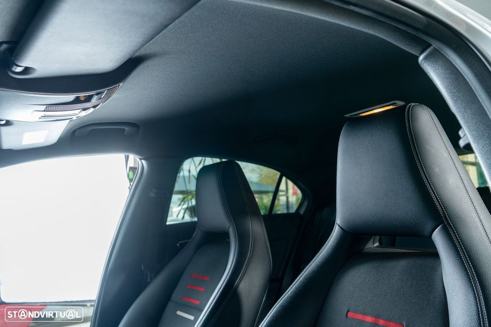 Mercedes-Benz A 180 d AMG Line - 10