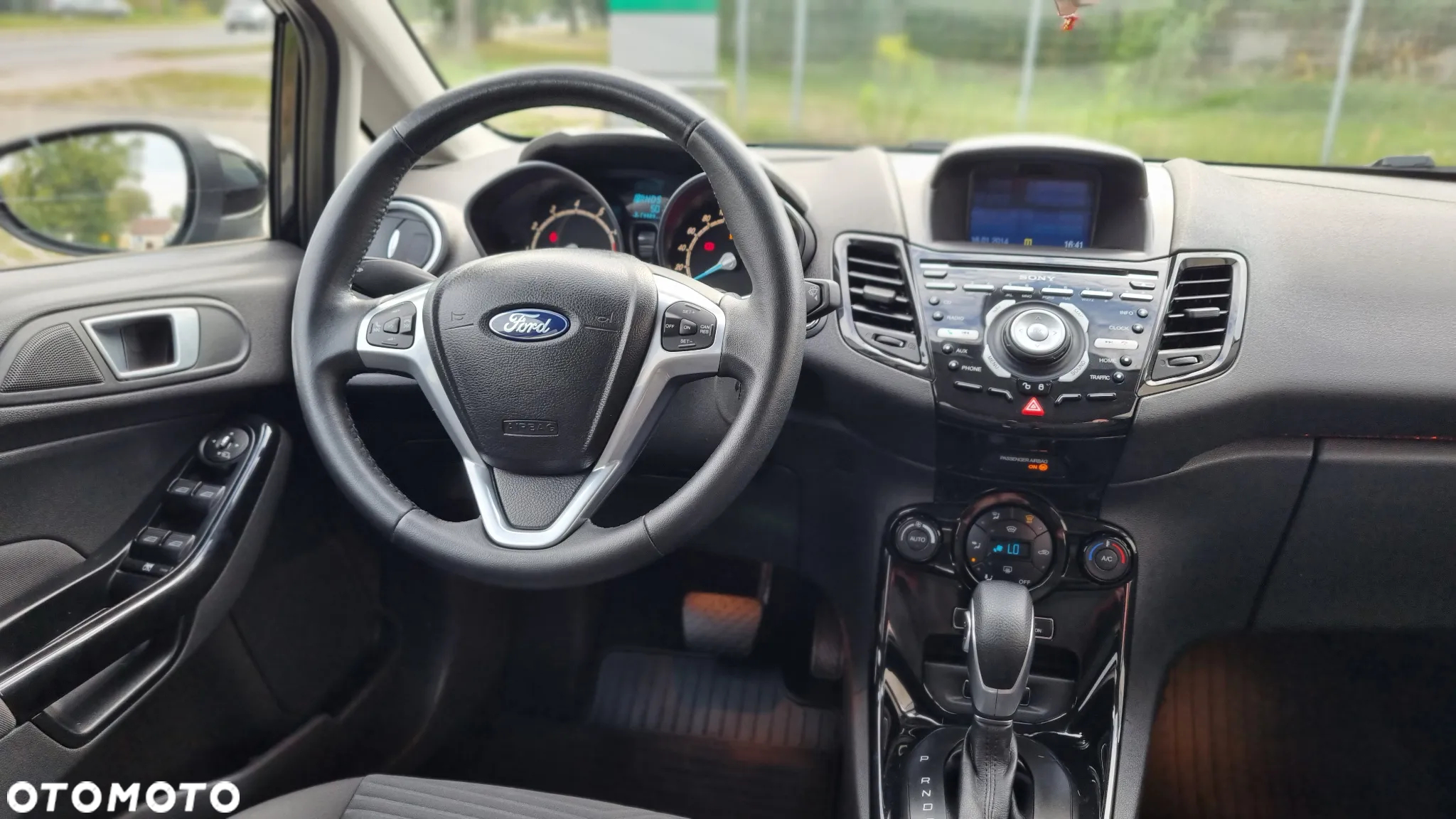 Ford Fiesta - 11