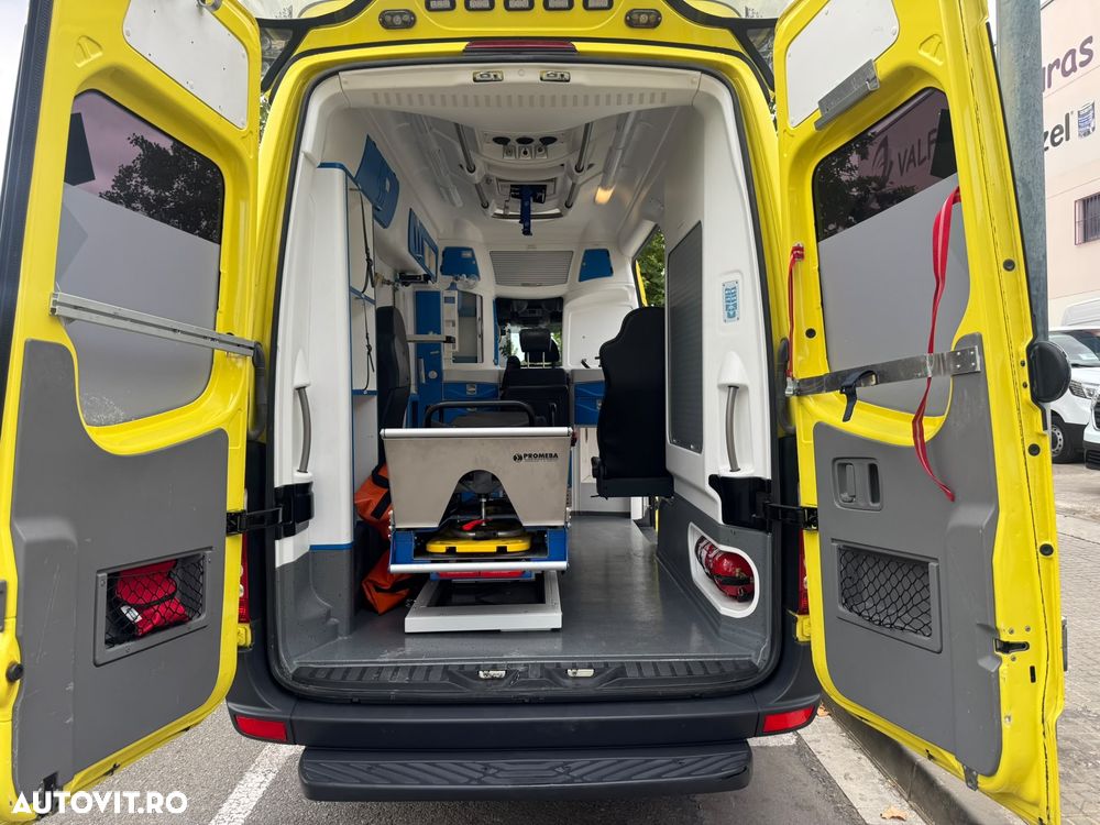 Mercedes-Benz Sprinter 906.255 7GTronic - 15